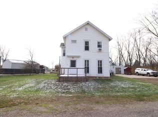 21 W Market St, Seville, OH 44273