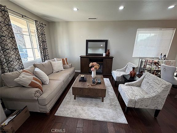 4th image of 11141 Gardenhurst Ct