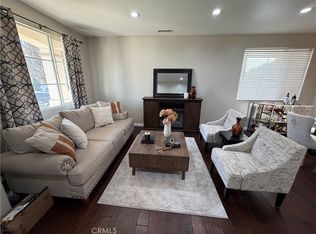 11141 Gardenhurst Ct, Riverside, CA 92505