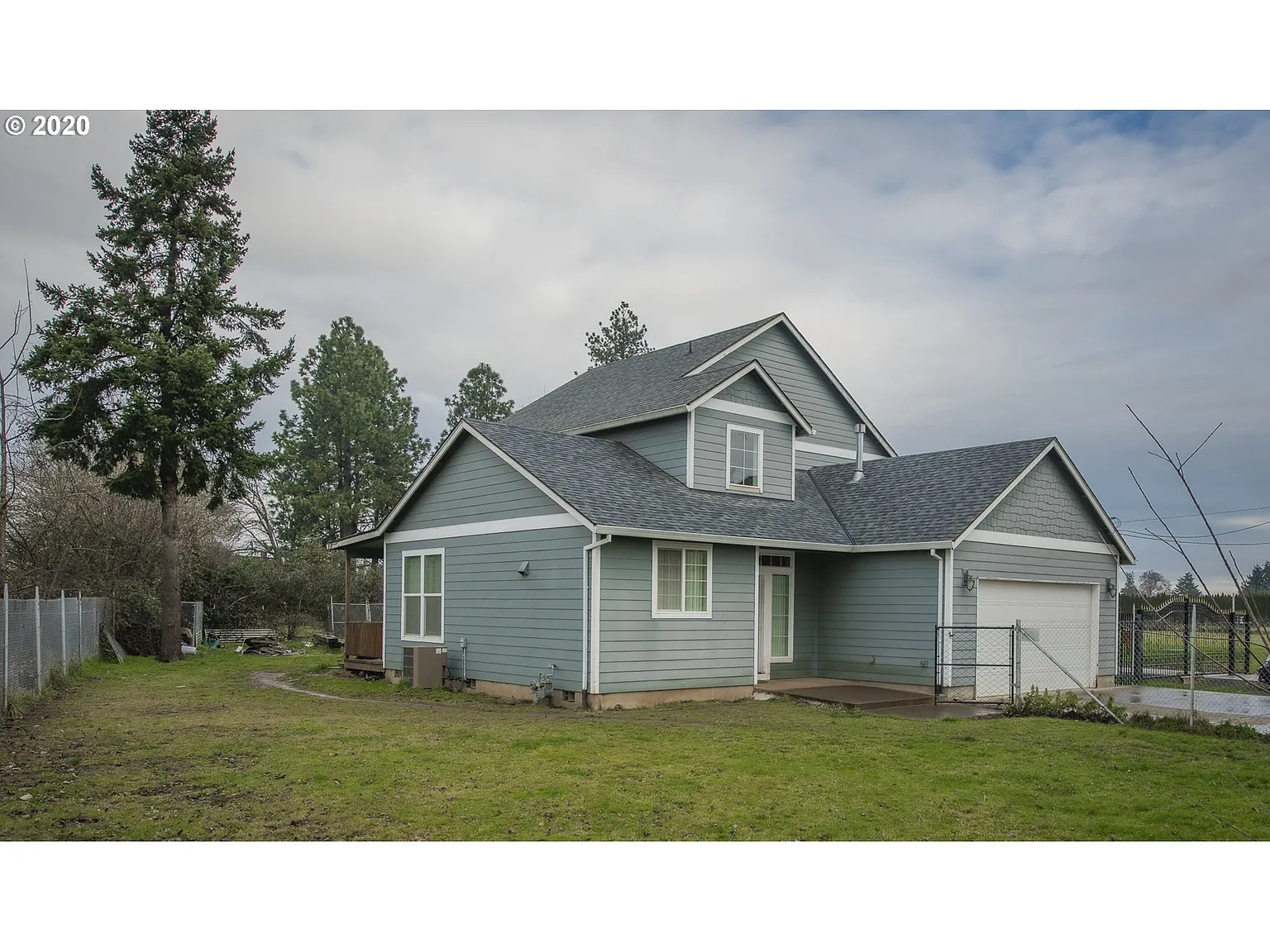 1505 Blaine St photo 1