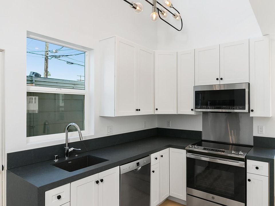 1st image of 2313 Monroe Ave