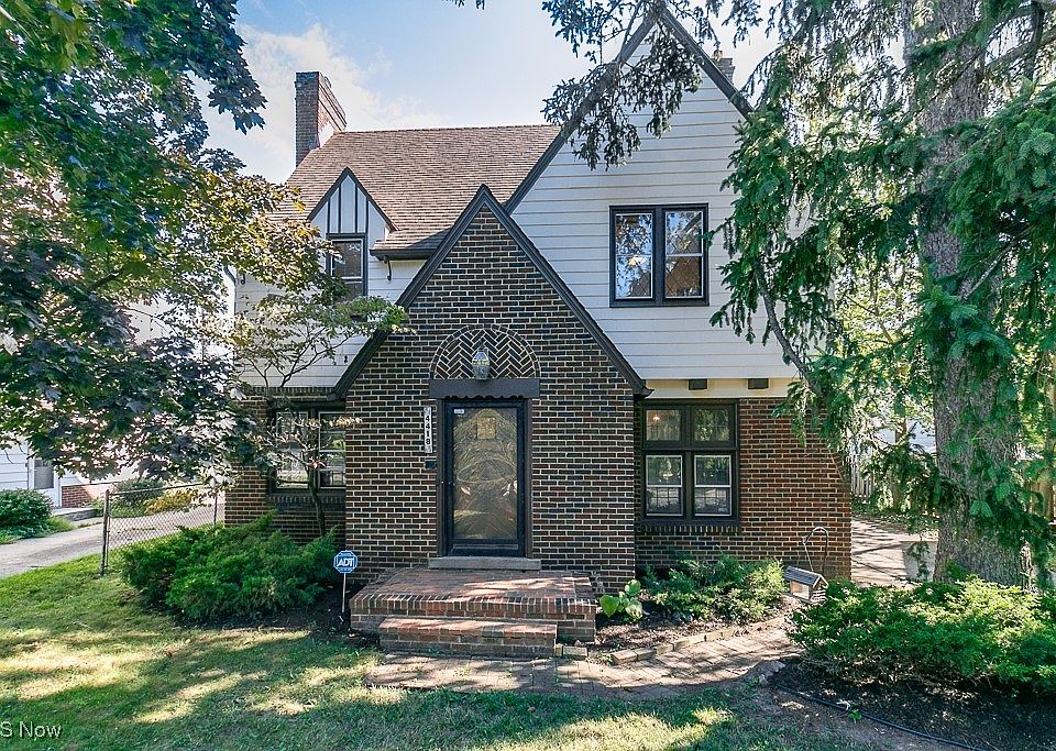 1st image of 4418 Acacia Dr