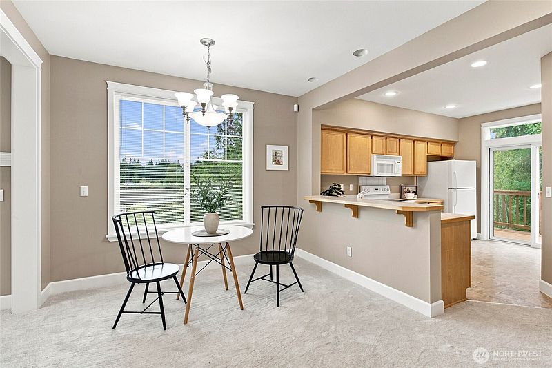 2nd image of 129 Birch Street