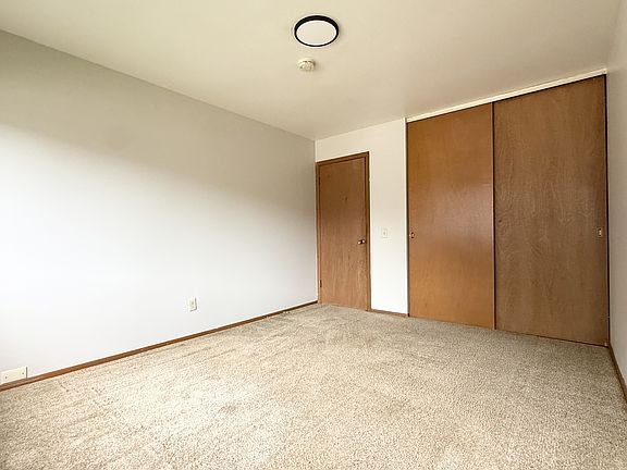 2nd image of 2080 Allen Blvd #4