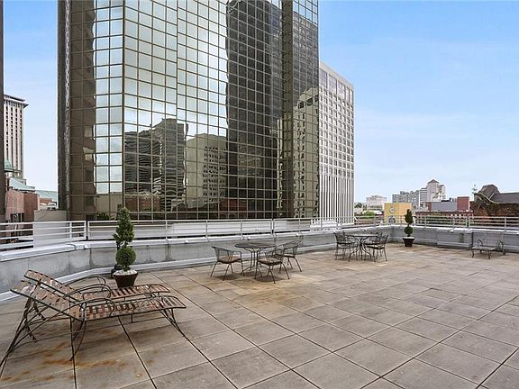 4th image of 410 Natchez St APT 9