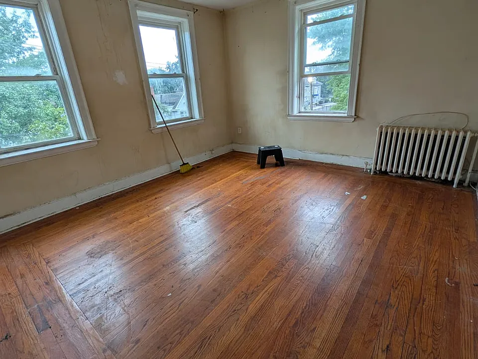 34 Hotchkiss St #CC1