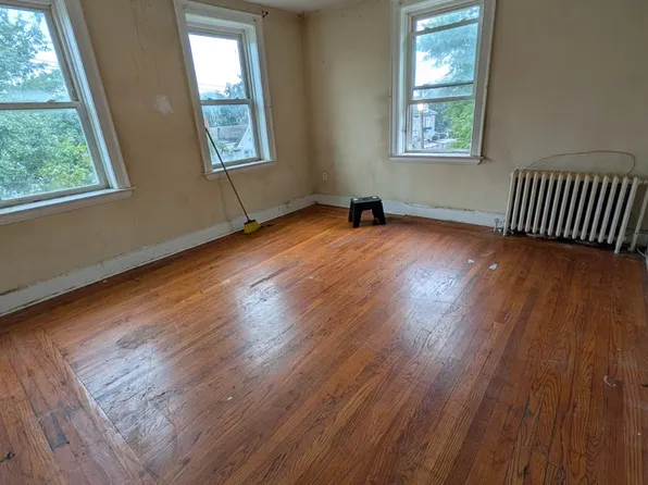 34 Hotchkiss St, New Haven, CT