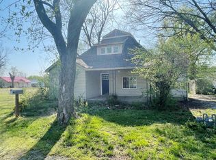 402 George St, Berryville, AR 72616