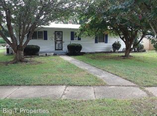 16 Taylor Dr, Dover, DE 19904