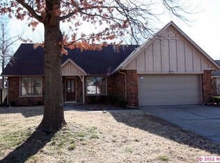 2511 W Quincy Cres S, Broken Arrow, OK 74012