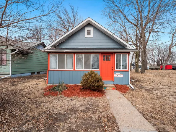 1636 Walker St, Des Moines, IA 50316