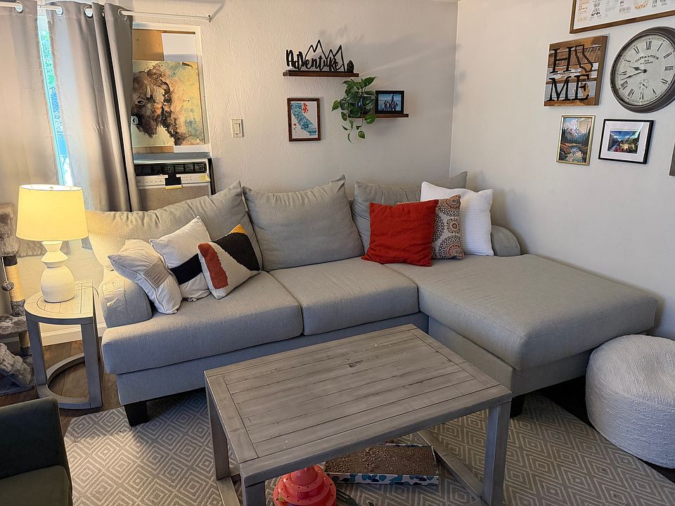 1st image of 5309 1/2 San Francisco Blvd