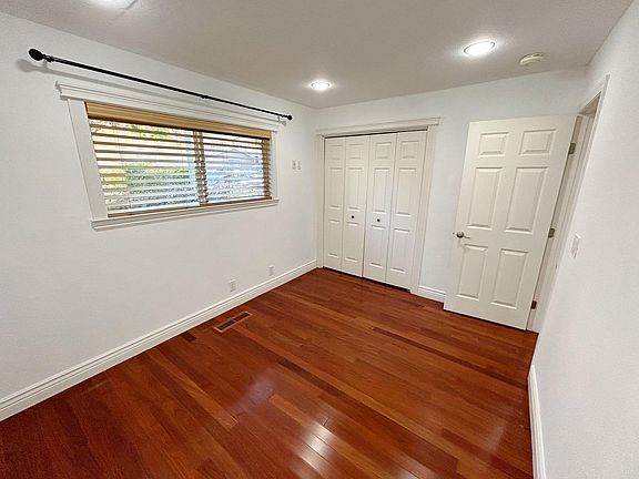 4th image of 22702 Liberty Oak Ln