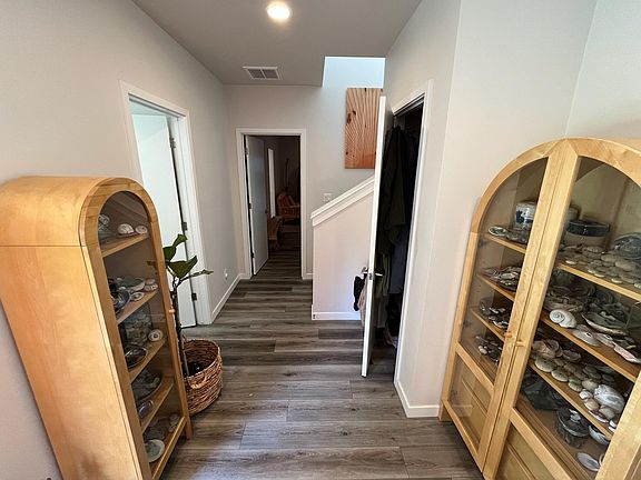 5th image of 111 Old Mission Dr