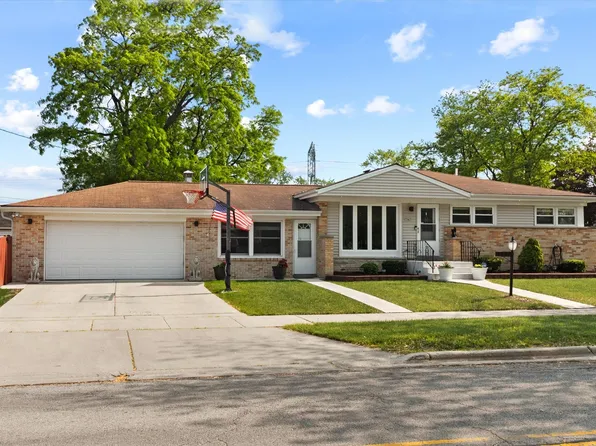 9247 Osceola Ave, Morton Grove, IL 60053