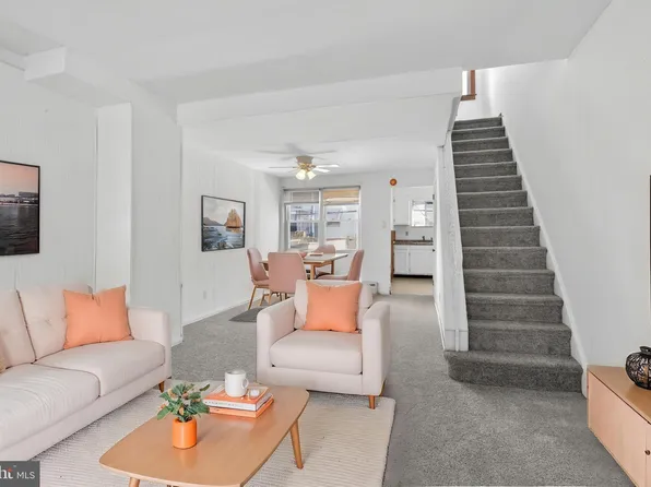 1617 S Newkirk St, Philadelphia, PA 19145