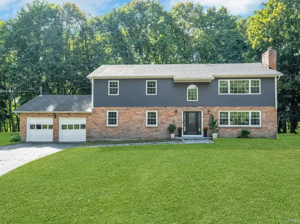 31 Old Deer Park Road, Katonah, NY 10536
