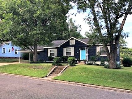 1st image of 510 Overstreet Dr