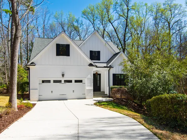 1116 Hymettus Ct, Raleigh, NC 27607