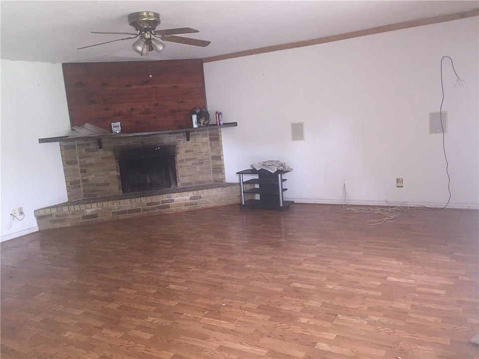 2nd image of 5514 Briarcrest Dr