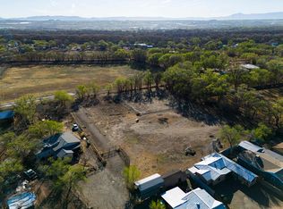 2224 Perry Rd SW, Albuquerque, NM 87105