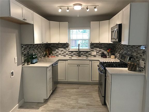 2nd image of 4811 Sylvandale Dr