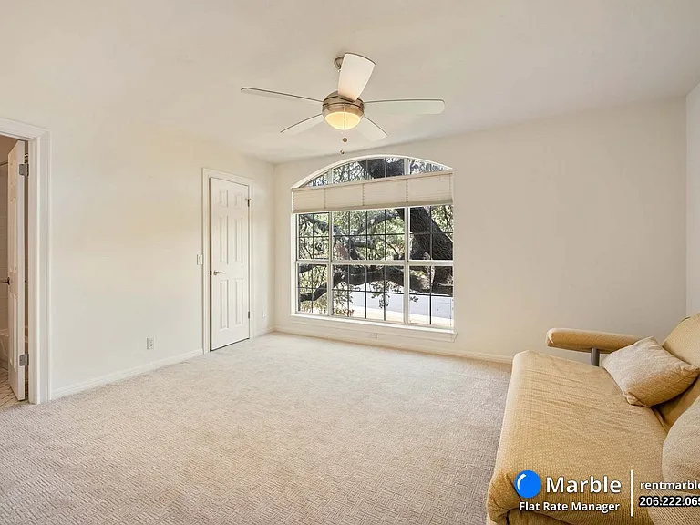 5511 Courtyard Dr — Photo 23