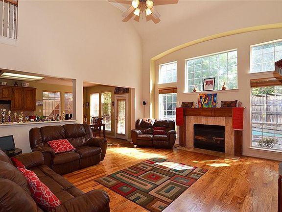 5th image of 7534 Spicewood Dr