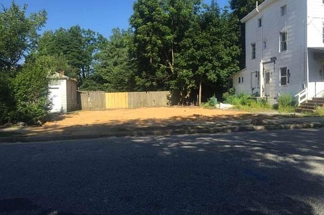 1st image of 312 N 4th St