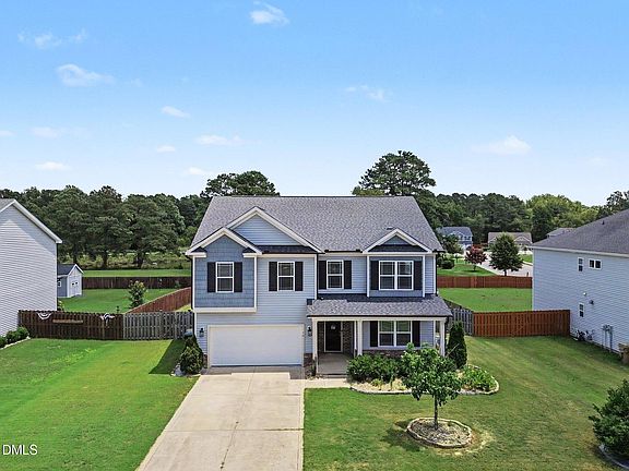 2nd image of 36 Skyway Dr