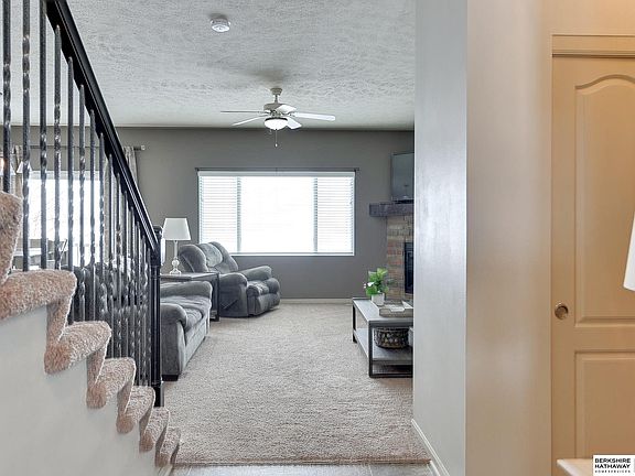 4th image of 4405 Waterford Ave