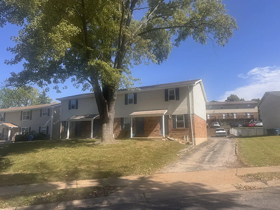 6 Buckingham Pl #1