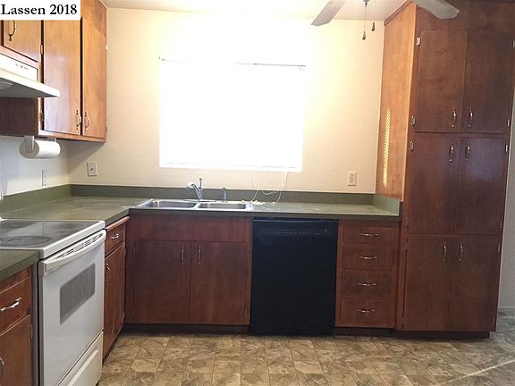 4th image of 709-924 Alder St