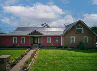 340 Hanshaw Rd, Olive Hill, KY 41164