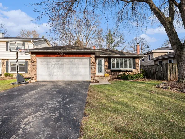 97 N Kenilworth Ave, Glen Ellyn, IL 60137