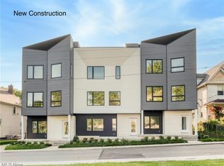 1369 W 74th St, Cleveland, OH 44102