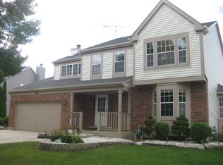 704 Warwick Dr, Carol Stream, IL 60188