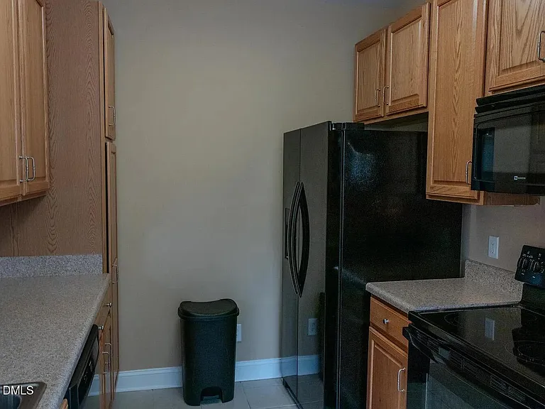 822 Providence Glen Dr — Photo 8