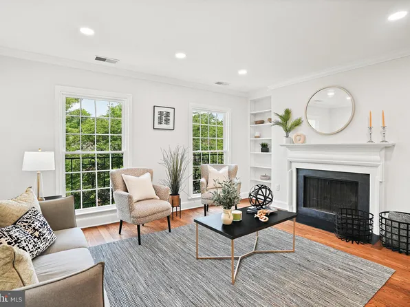 3259 Sutton Pl NW APT A, Washington, DC 20016
