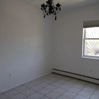 Rented by Nooklyn NYC LLC | media 37