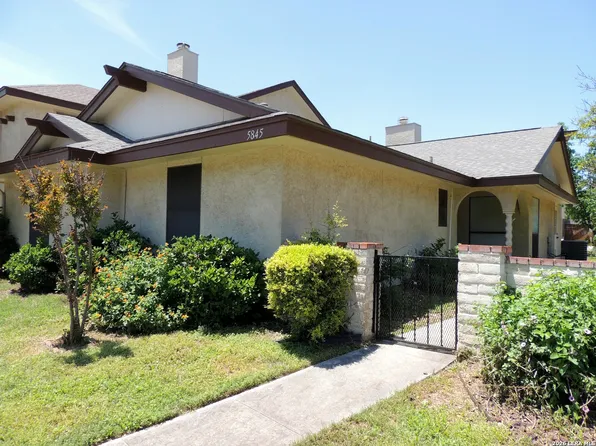 5845 Royal Bnd, San Antonio, TX 78239
