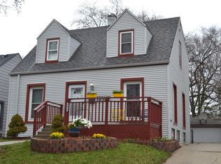 2610 S 78th St, West Allis, WI 53219