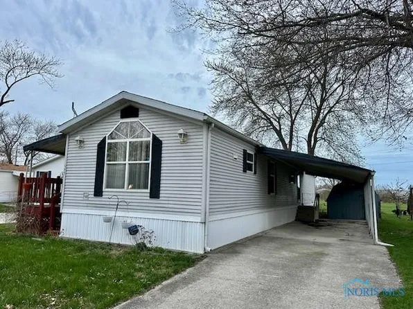 171 Morningside Dr, Pt Clinton, OH 43452