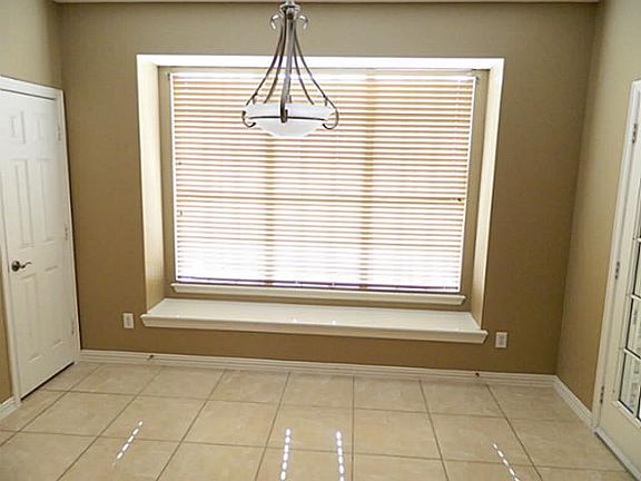 5th image of 7312 Oak Valley Ct
