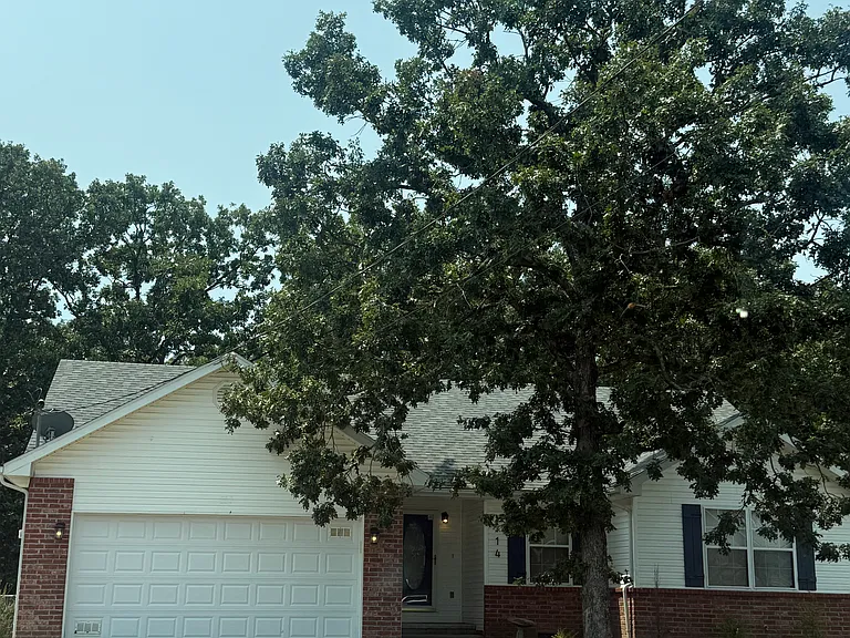 114 Randolph Dr #1 — Photo 2