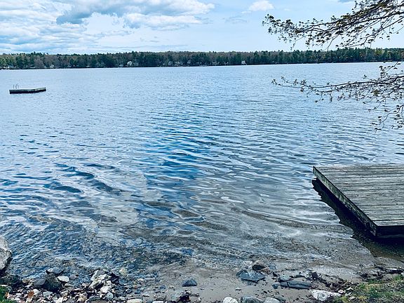 Huge dock on beautiful lake, only 20 minutes to Portland. 
Dock is professionally removed before winter.