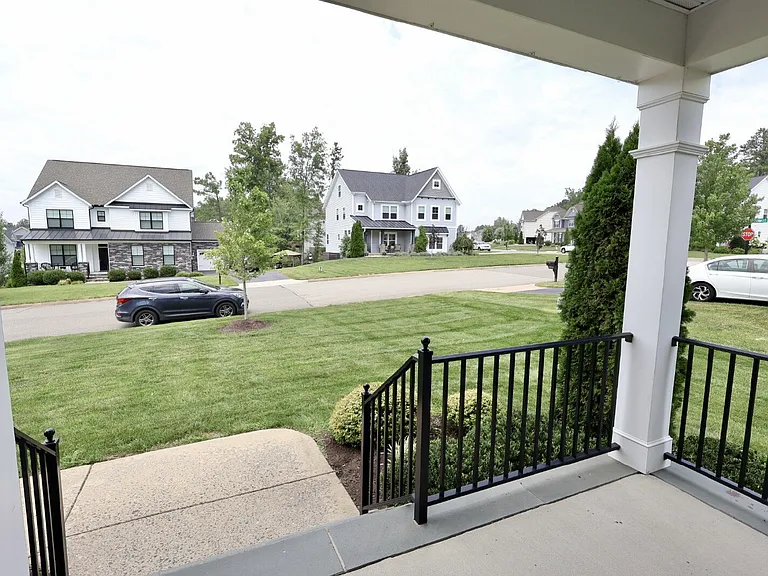 15507 Morocco Ln — Photo 6