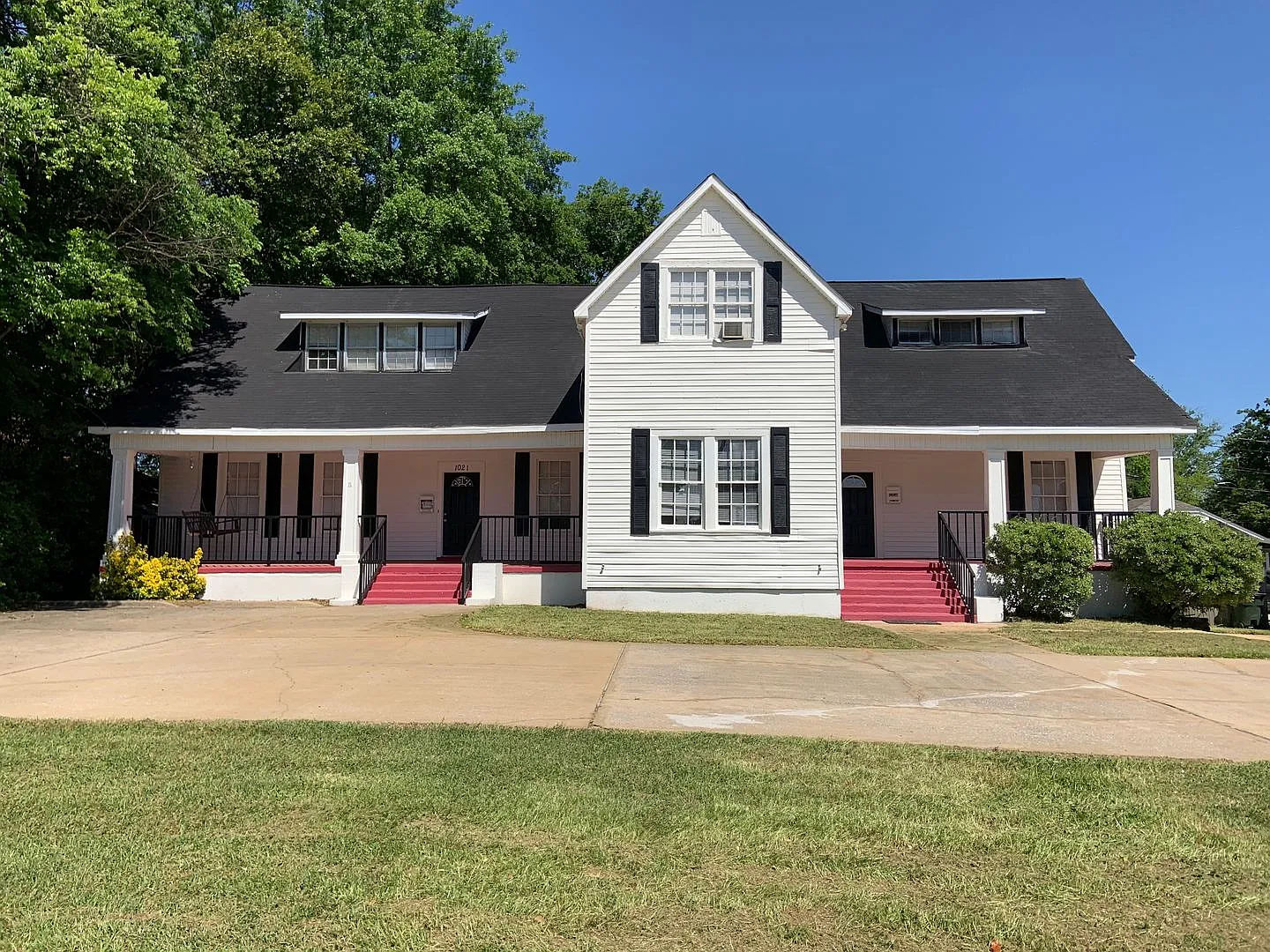 4 BR 4 BA on Queen City Ave available August 2027 — Photo 1