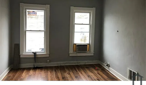 528 N Glover St — Photo 7