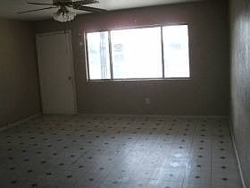 5th image of 794 N Magnolia Ave